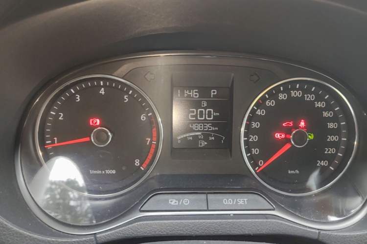 Used Volkswagen Polo 2014 1.6L Automatic Luxury Edition Instrument Cluster