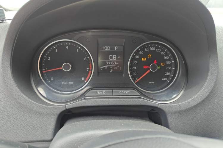 Used Volkswagen Polo 2014 1.4L Automatic Comfort Edition Instrument Cluster