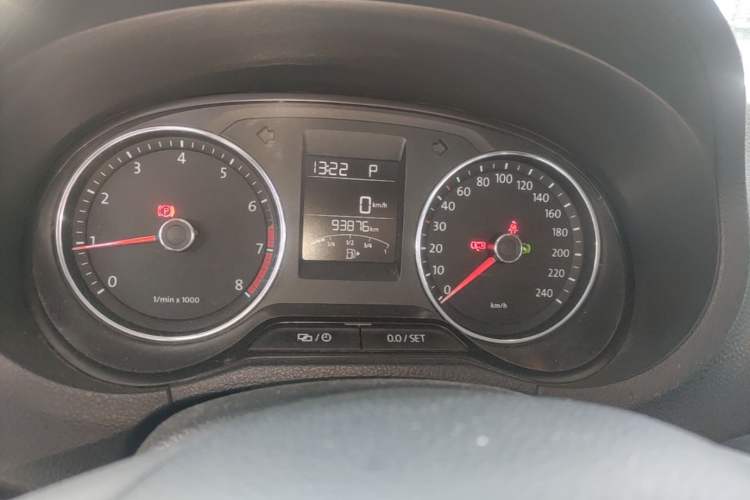 Used Volkswagen Polo 2014 1.6L Automatic Comfort Edition Instrument Cluster