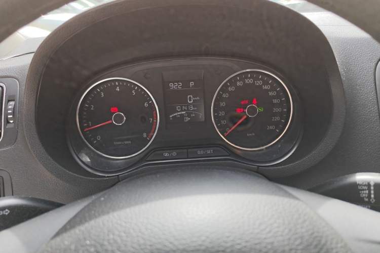 Used Volkswagen Polo 2014 1.6L Automatic Comfort Edition Instrument Cluster