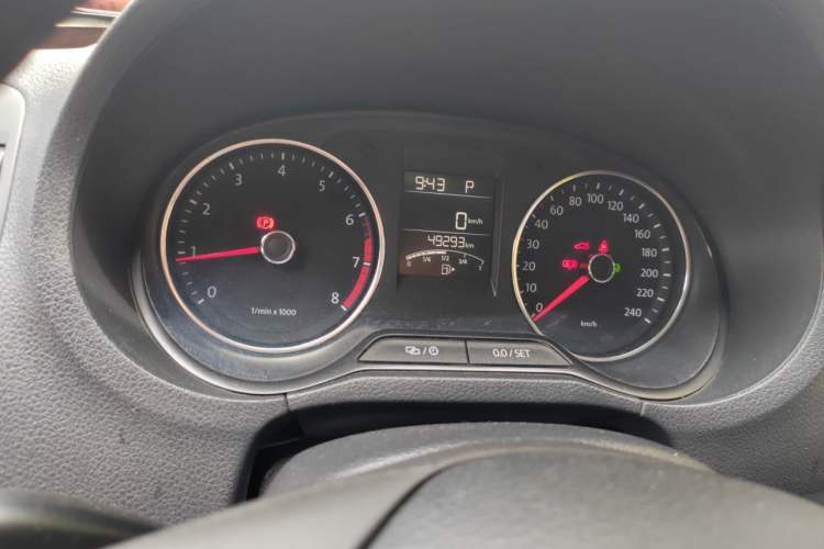 Used Volkswagen Polo 2014 1.4L Automatic Comfort Edition Instrument Cluster