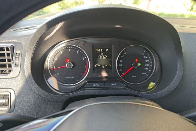 Used Volkswagen Polo 2014 1.4L Automatic Comfort Edition Instrument Cluster