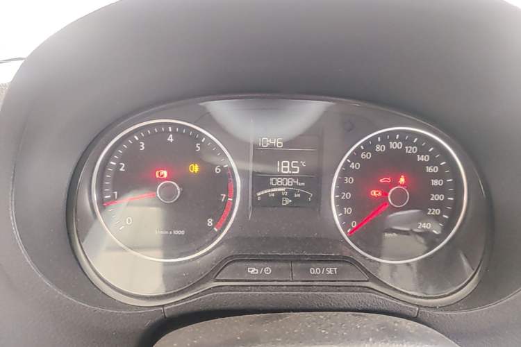 Used Volkswagen Polo 2014 1.6L Manual Comfort Edition Instrument Cluster