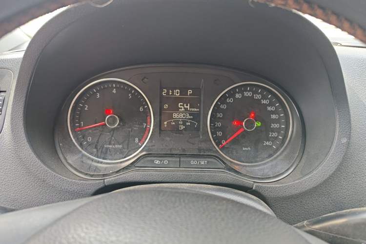 Used Volkswagen Polo 2014 1.4L Automatic Comfort Edition Instrument Cluster