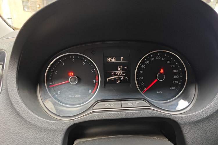 Used Volkswagen Polo 2014 1.6L Automatic Luxury Edition Instrument Cluster
