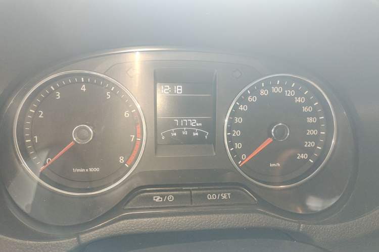 Used Volkswagen Polo 2014 1.6L Automatic Comfort Edition Instrument Cluster