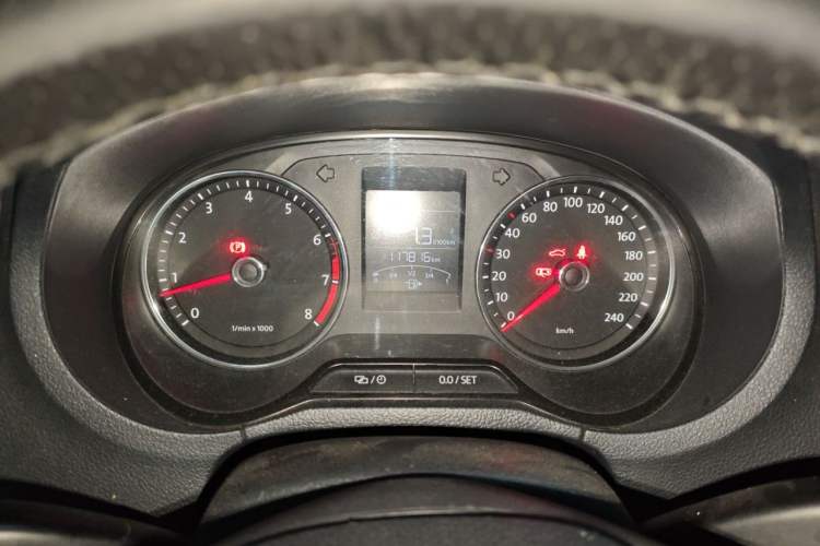 Used Volkswagen Polo 2014 1.6L Manual Comfort Edition Instrument Cluster