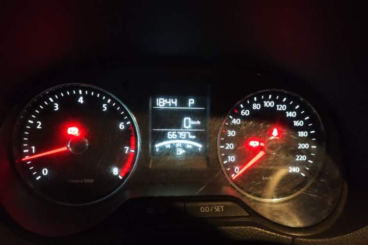 Used Volkswagen Polo 2014 1.6L Automatic Comfort Edition Instrument Cluster
