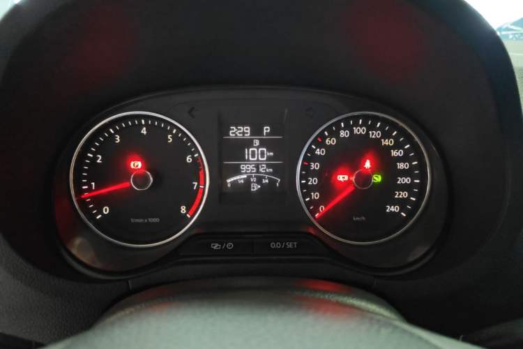 Used Volkswagen Polo 2014 1.6L Automatic Comfort Edition Instrument Cluster