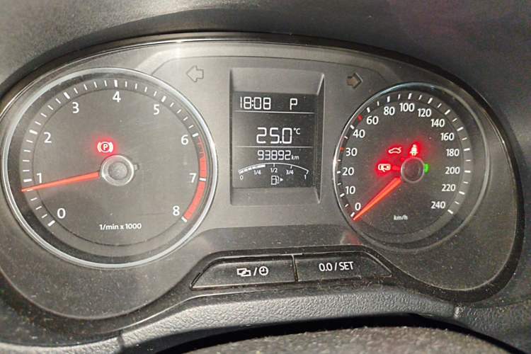 Used Volkswagen Polo 2014 1.6L Automatic Comfort Edition Instrument Cluster