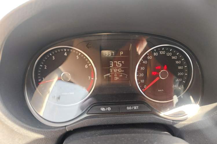 Used Volkswagen Polo 2014 1.4L Automatic Comfort Edition Instrument Cluster