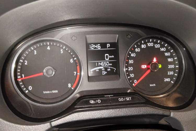 Used Volkswagen Polo 2014 1.6L Automatic Comfort Edition Instrument Cluster