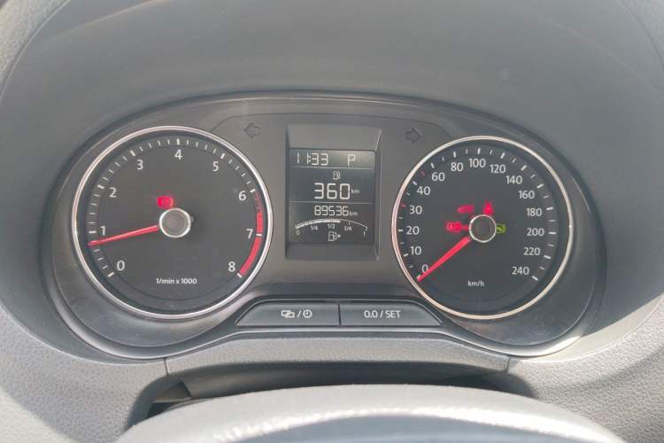 Used Volkswagen Polo 2014 1.6L Automatic Comfort Edition Instrument Cluster