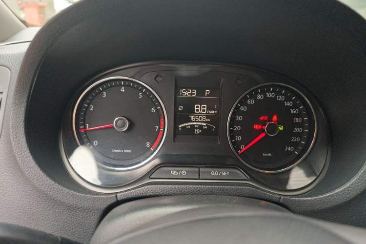 Used Volkswagen Polo 2014 1.6L Automatic Comfort Edition Instrument Cluster