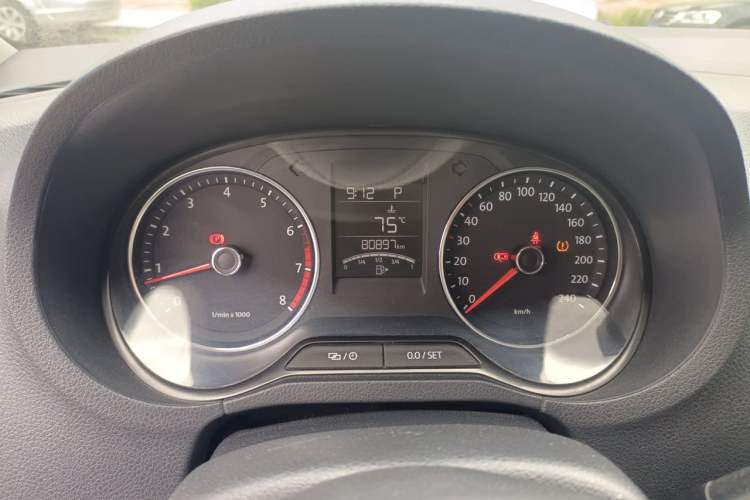 Used Volkswagen Polo 2014 1.6L Automatic Comfort Edition Instrument Cluster