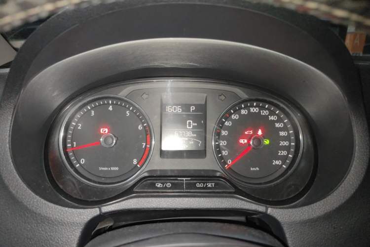 Used Volkswagen Polo 2014 1.6L Automatic Comfort Edition Instrument Cluster