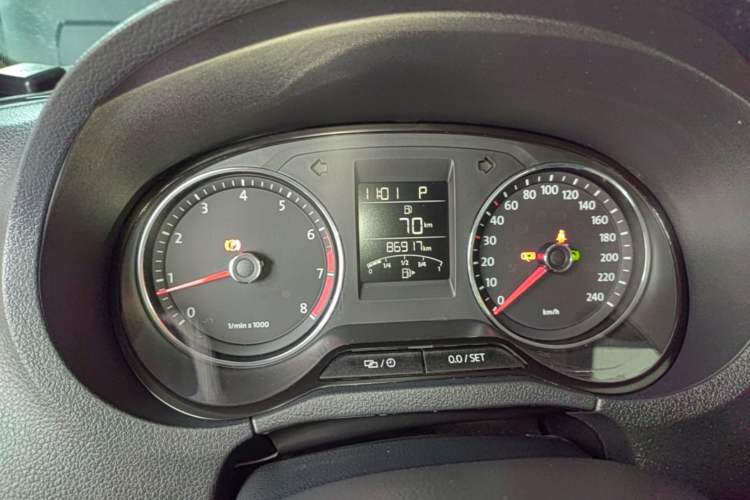 Used Volkswagen Polo 2014 1.6L Automatic Luxury Edition Instrument Cluster