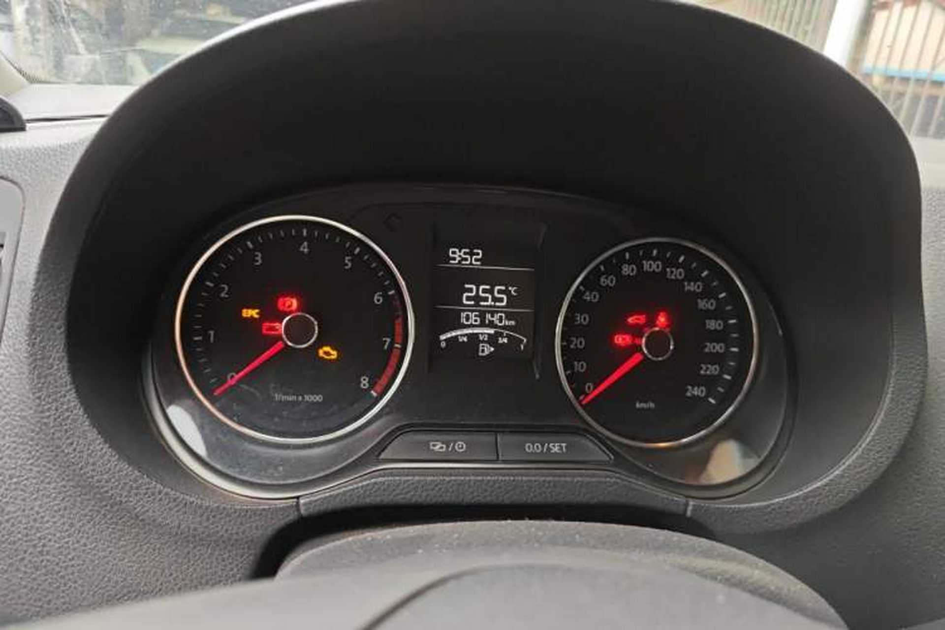 Used Volkswagen Polo 2014 1.6L Manual Comfort Edition Instrument Cluster