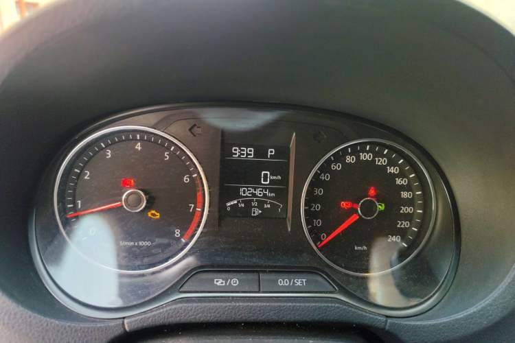 Used Volkswagen Polo 2014 1.6L Automatic Comfort Edition Instrument Cluster