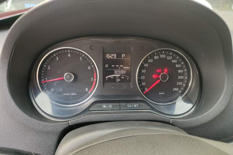 Used Volkswagen Polo 2014 1.4L Automatic Comfort Edition Instrument Cluster