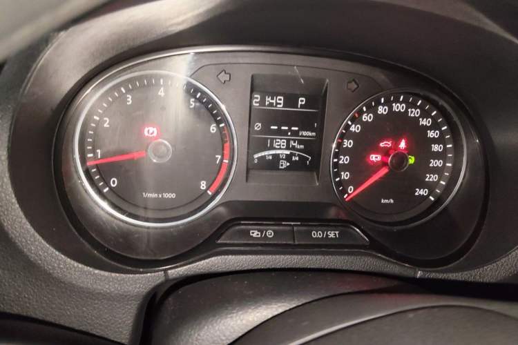 Used Volkswagen Polo 2014 1.6L Automatic Comfort Edition Instrument Cluster