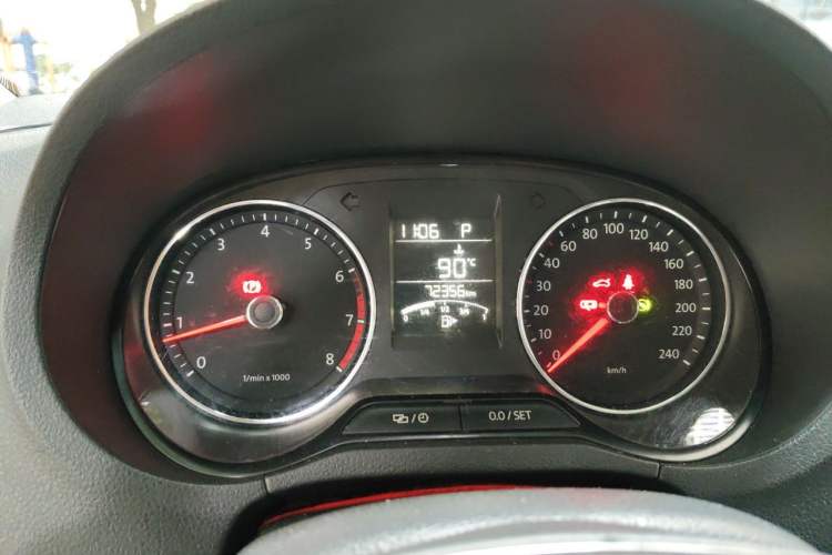 Used Volkswagen Polo 2014 1.6L Automatic Luxury Edition Instrument Cluster