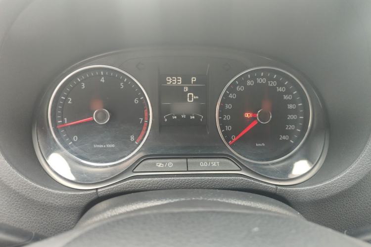 Used Volkswagen Polo 2014 1.6L Automatic Comfort Edition Instrument Cluster