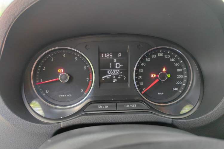 Used Volkswagen Polo 2014 1.6L Automatic Comfort Edition Instrument Cluster
