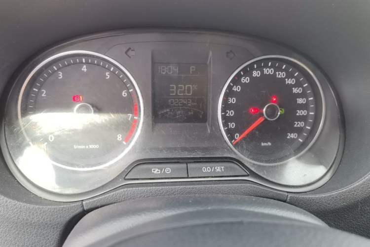 Used Volkswagen Polo 2014 1.4L Automatic Comfort Edition Instrument Cluster