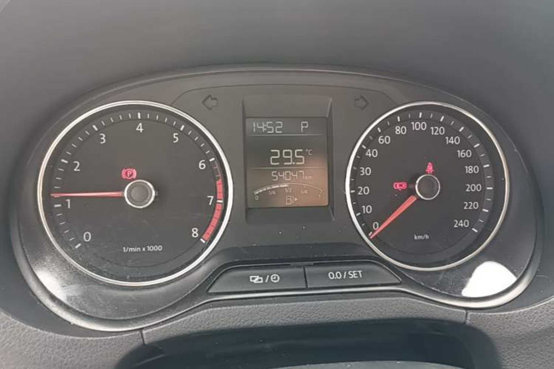 Used Volkswagen Polo 2014 1.6L Automatic Comfort Edition Instrument Cluster