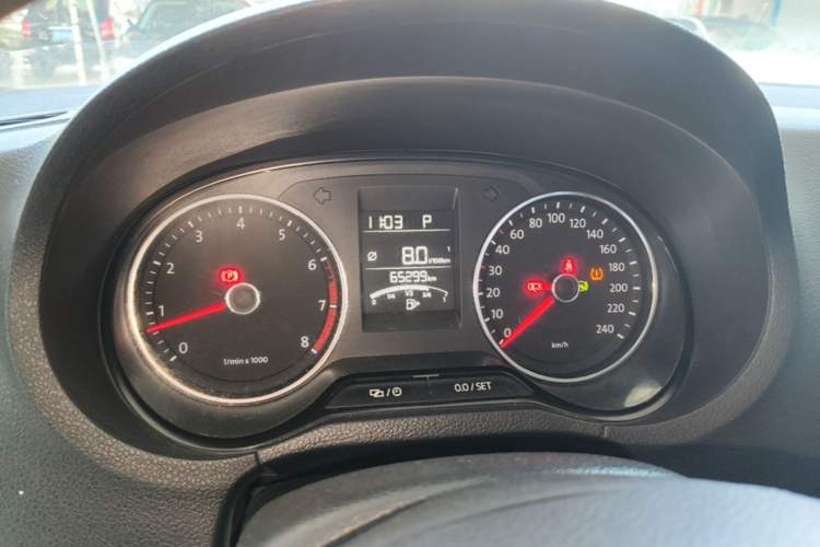 Used Volkswagen Polo 2014 1.6L Automatic Comfort Edition Instrument Cluster