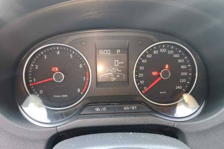 Used Volkswagen Polo 2014 1.6L Automatic Comfort Edition Instrument Cluster