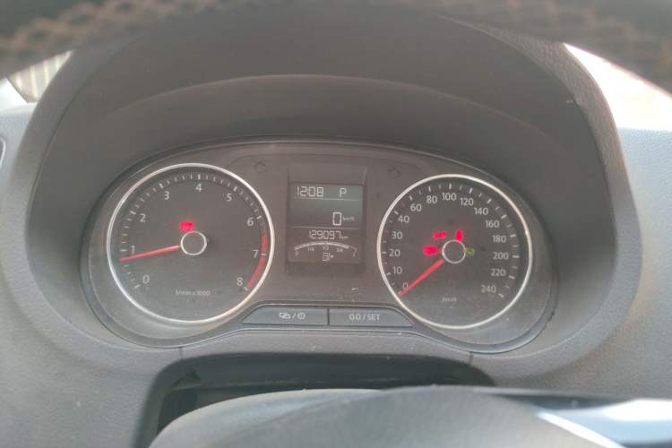 Used Volkswagen Polo 2014 1.6L Automatic Luxury Edition Instrument Cluster