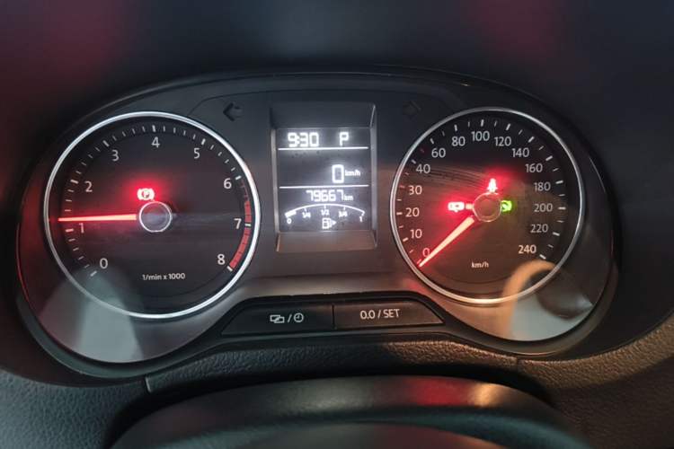 Used Volkswagen Polo 2014 1.6L Automatic Comfort Edition Instrument Cluster