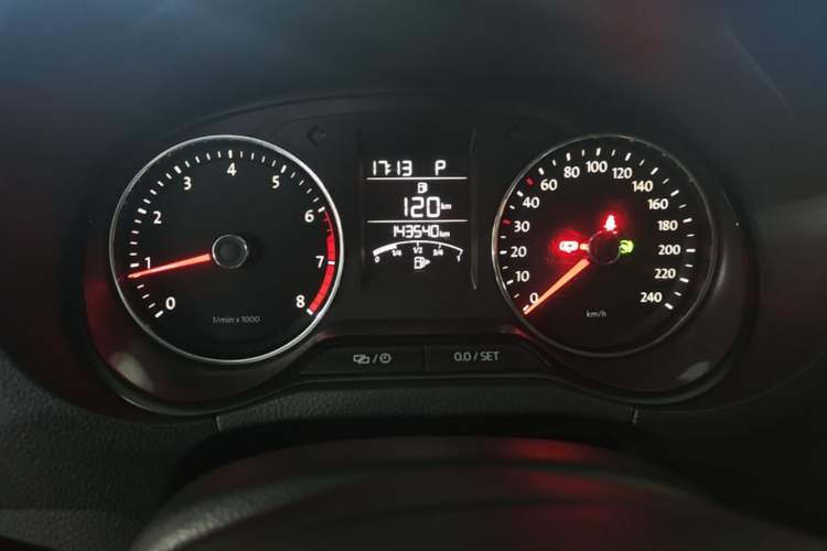 Used Volkswagen Polo 2014 1.6L Automatic Comfort Edition Instrument Cluster