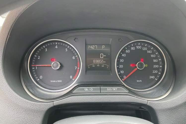 Used Volkswagen Polo 2014 1.6L Automatic Comfort Edition Instrument Cluster