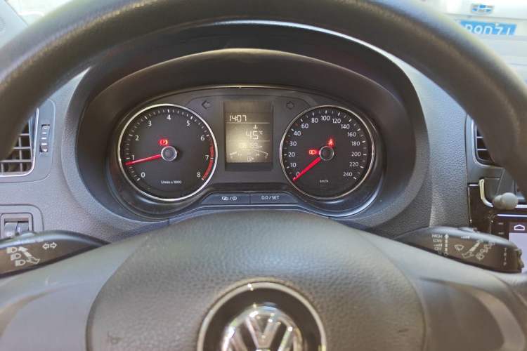 Used Volkswagen Polo 2014 1.6L Manual Comfort Edition Instrument Cluster