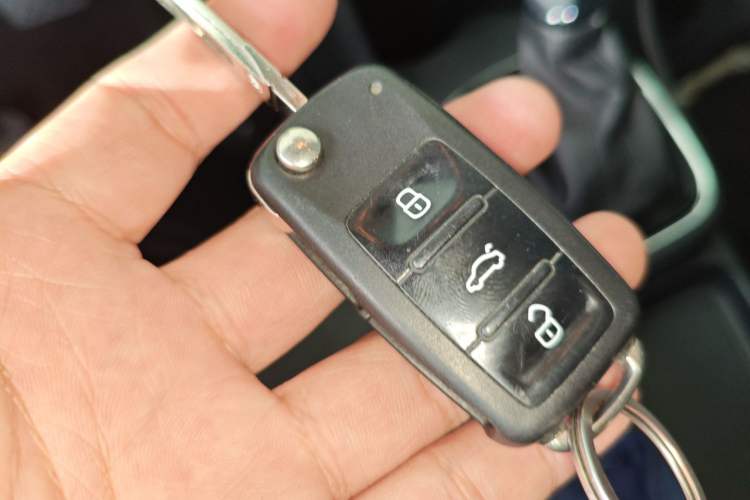 Used Volkswagen Polo 2014 1.4L Automatic Luxury Edition Interior 1