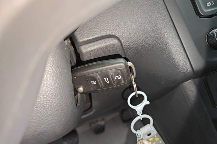 Used Volkswagen Polo 2014 1.4L Manual Fashion Edition Interior 1
