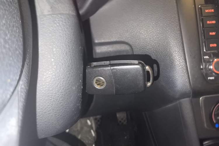 Used Volkswagen Polo 2014 1.6L Automatic Comfort Edition Interior 1