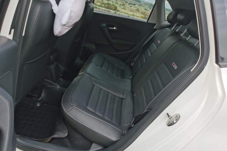 Used Volkswagen Polo 2014 1.6L Automatic 30th Anniversary Edition Interior 2