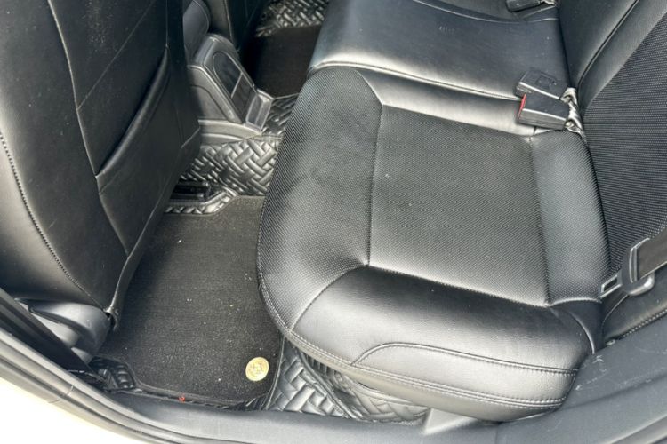 Used Volkswagen Polo 2014 1.4L Automatic Comfort Edition Interior 5