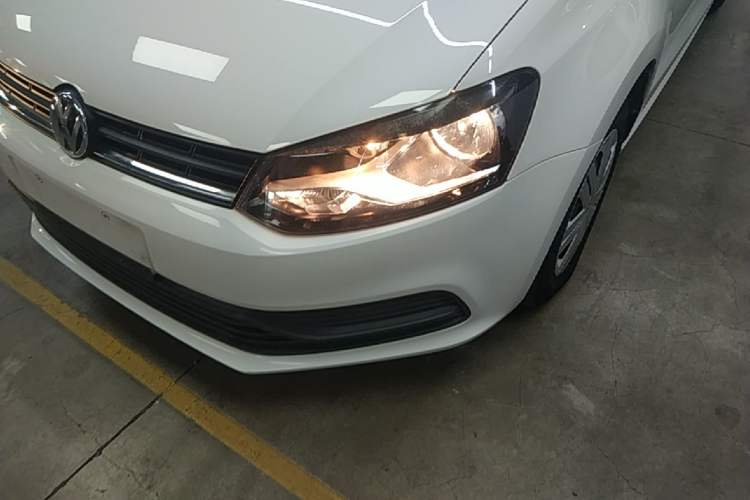 Used Volkswagen Polo 2014 1.4L Manual Fashion Edition Left Front Headlight