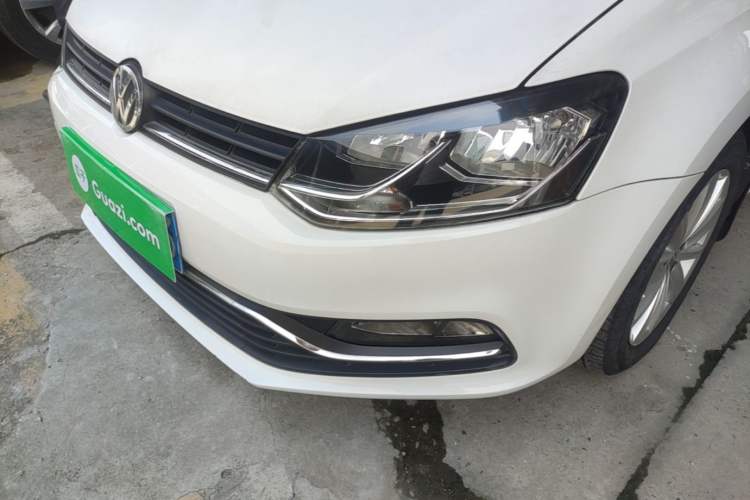 Used Volkswagen Polo 2014 1.6L Automatic Comfort Edition Left Front Headlight