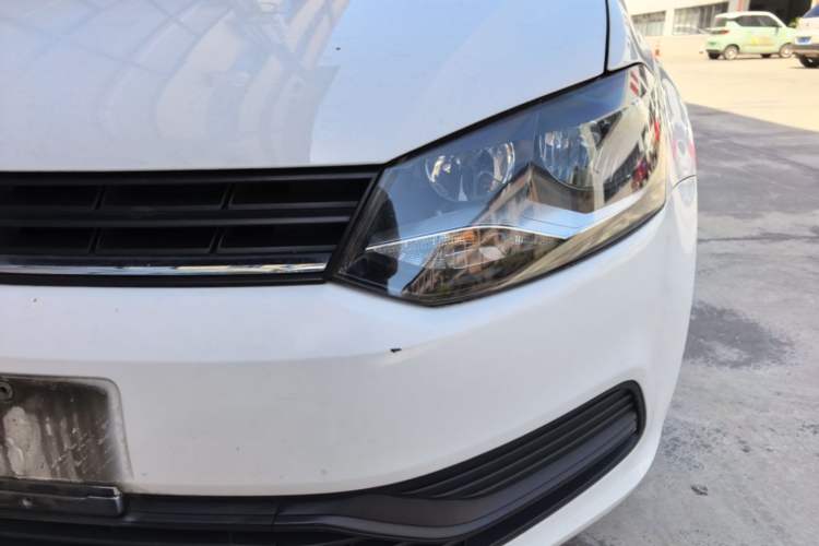 Used Volkswagen Polo 2014 1.4L Manual Fashion Edition Left Front Headlight