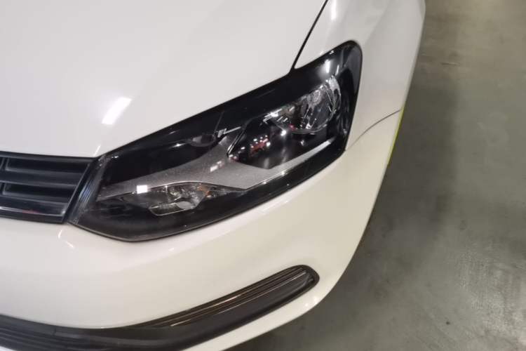 Used Volkswagen Polo 2014 1.4L Manual Fashion Edition Left Front Headlight