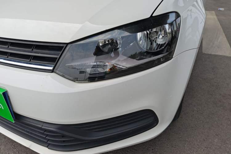 Used Volkswagen Polo 2014 1.4L Manual Fashion Edition Left Front Headlight