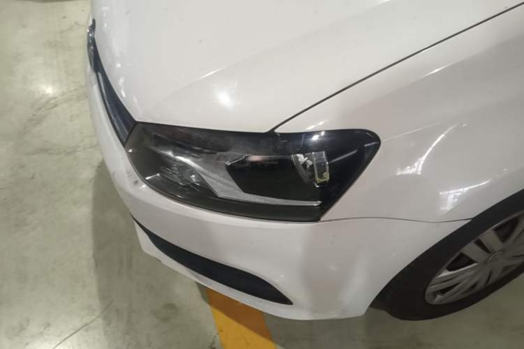 Used Volkswagen Polo 2014 1.4L Manual Fashion Edition Left Front Headlight