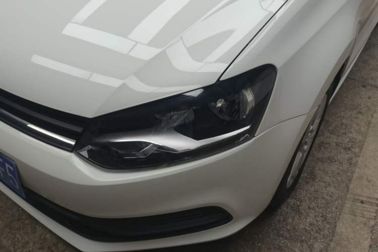 Used Volkswagen Polo 2014 1.4L Manual Fashion Edition Left Front Headlight