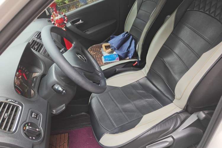Used Volkswagen Polo 2014 1.6L Automatic Comfort Edition Left Front Seat